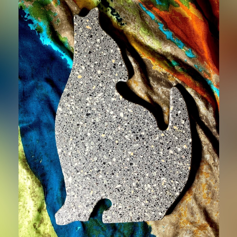 Vintage Southwestern Style Howling Wolf Stone Cutting Board